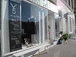 Y5 | Showroom for fair fashion